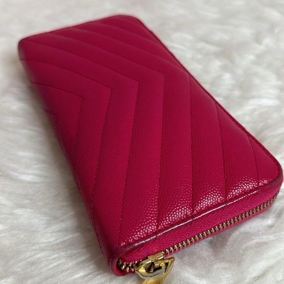 💯Authentic YSL Round Zipped Long Wallet 🍀 - Picture 9 of 16